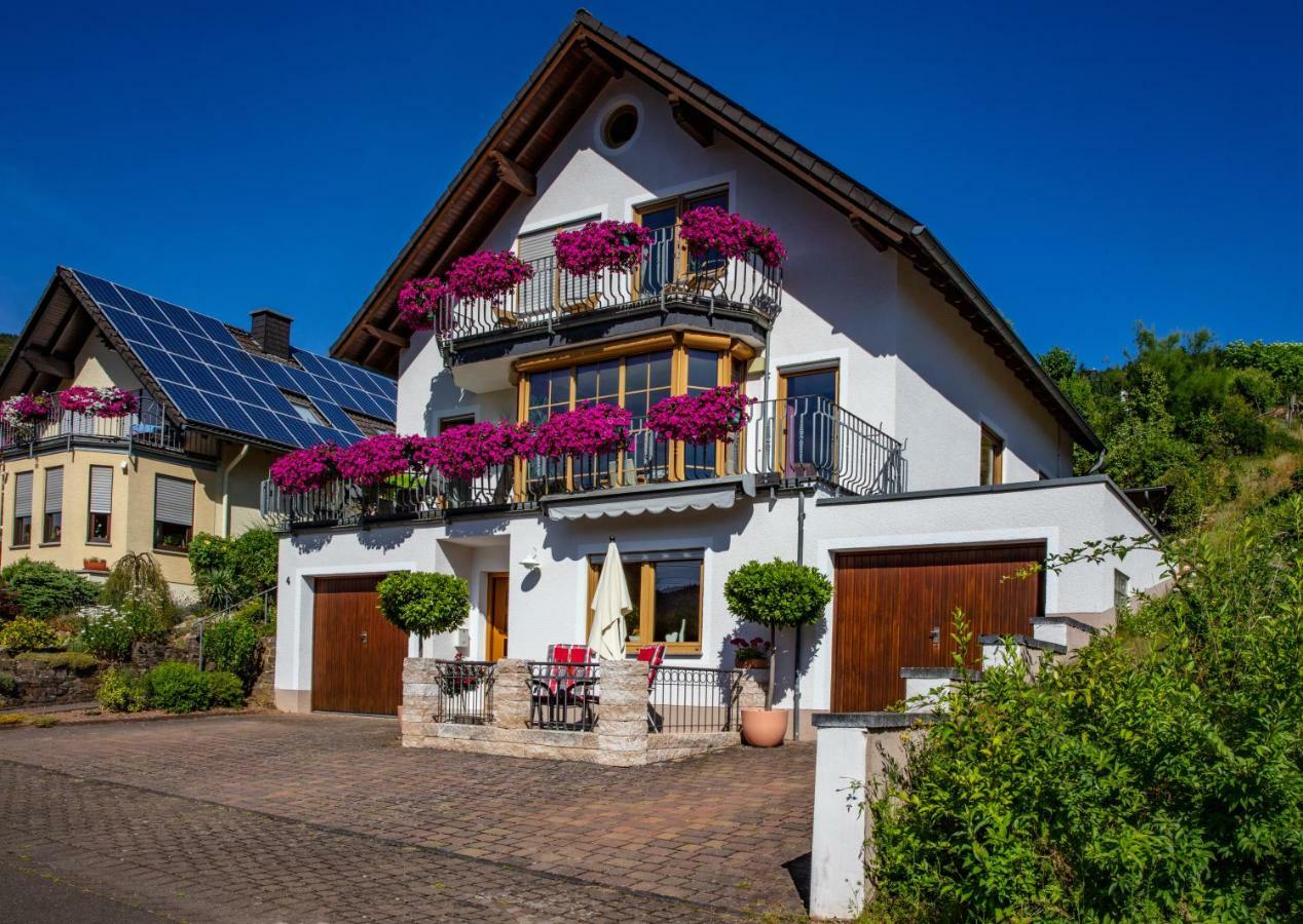 Ferienwohnung Wagner 4 Sterne Neef エクステリア 写真